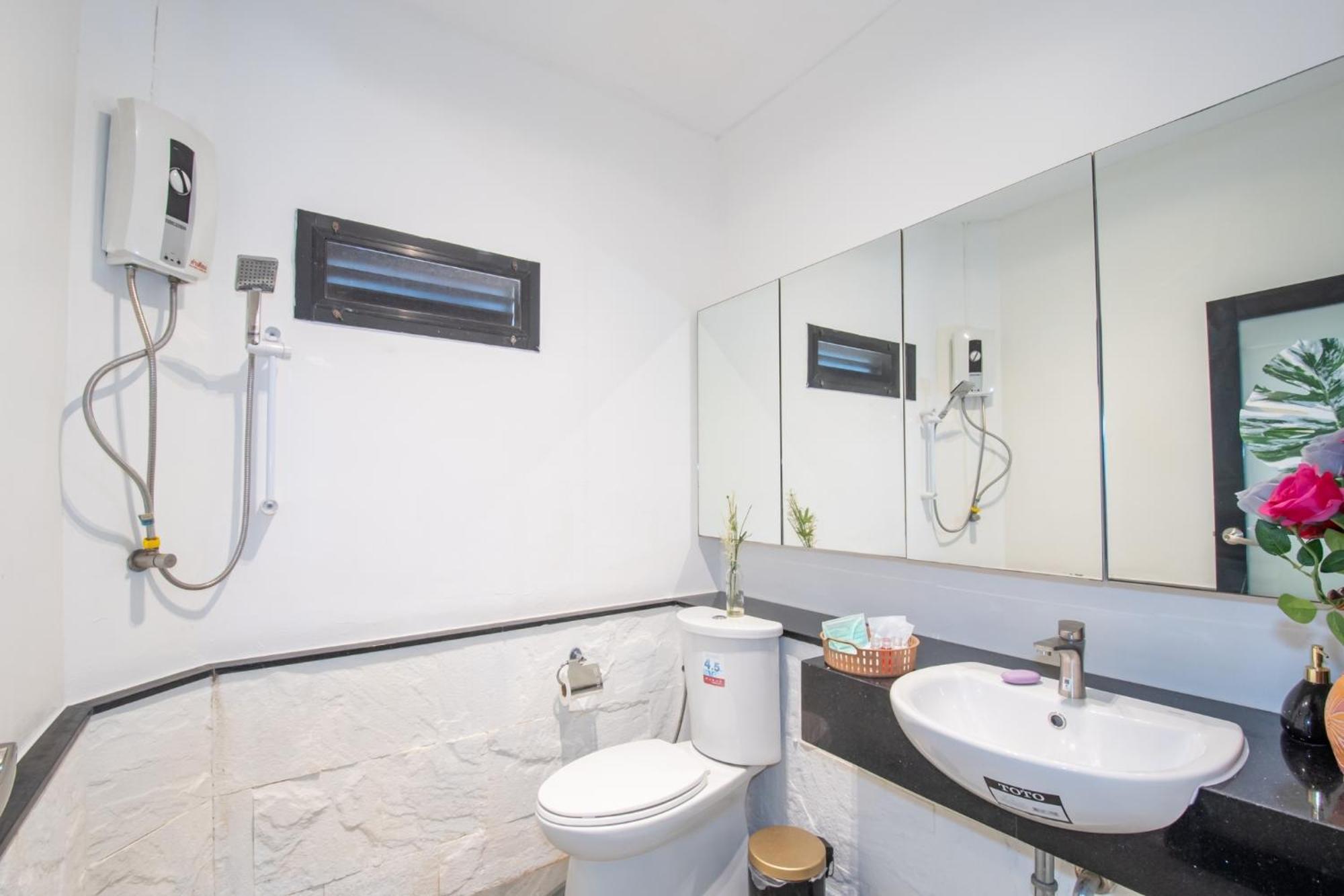 Villa November T Pool 1, 4beds Thai- Bali