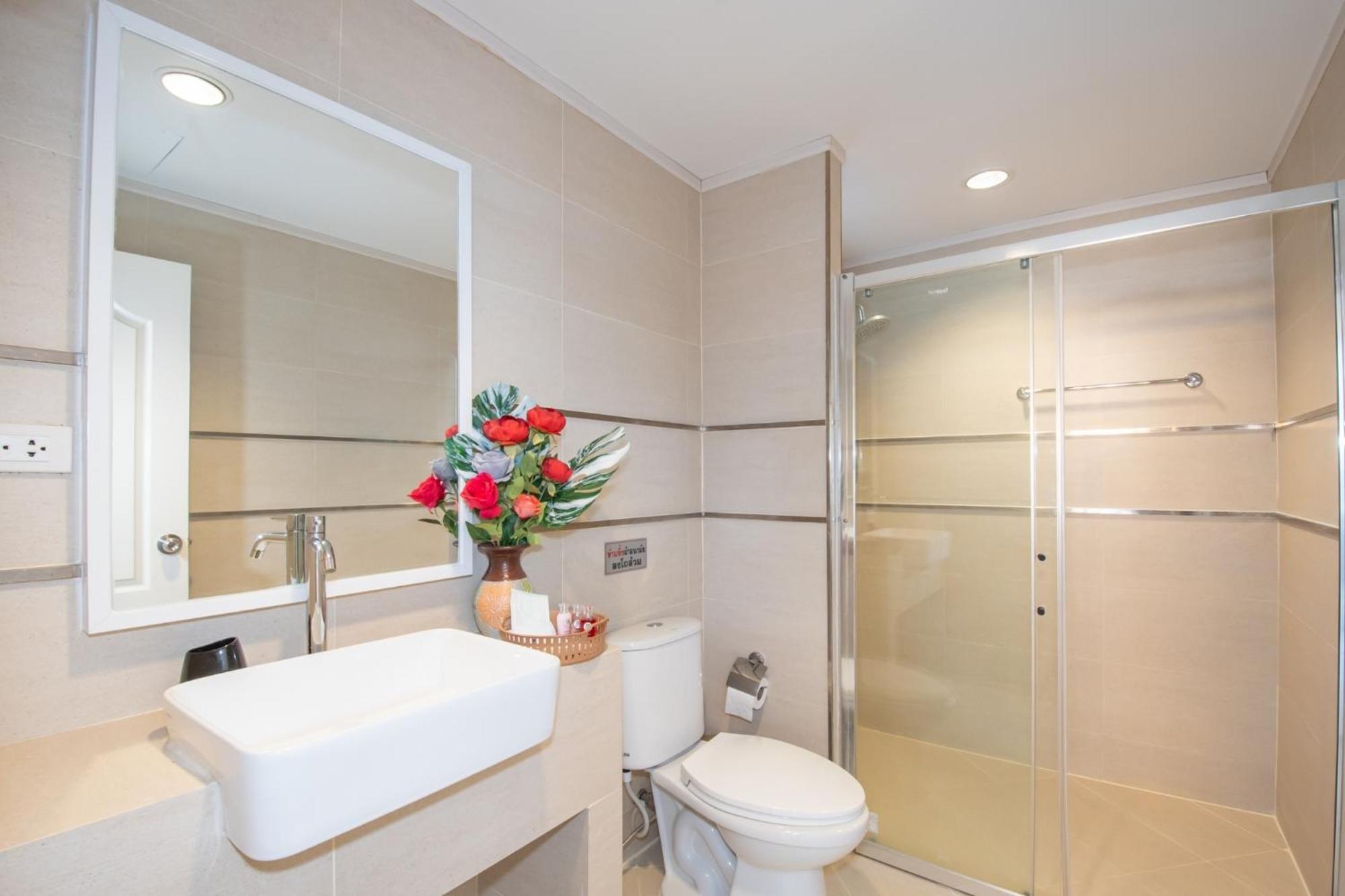 November T Pool 1, 4beds Thai- Bali