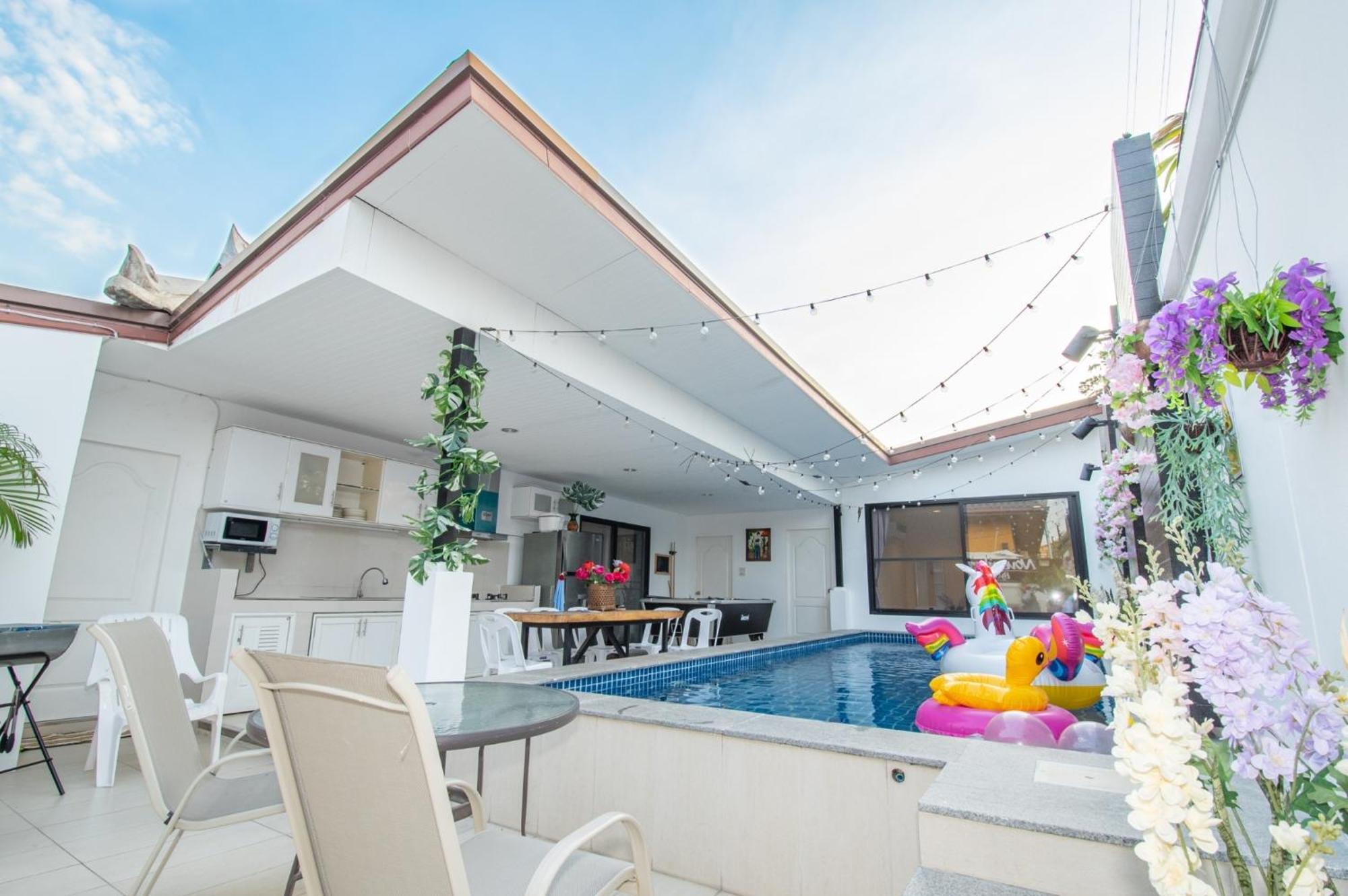 November T Pool 1, 4beds Thai- Bali